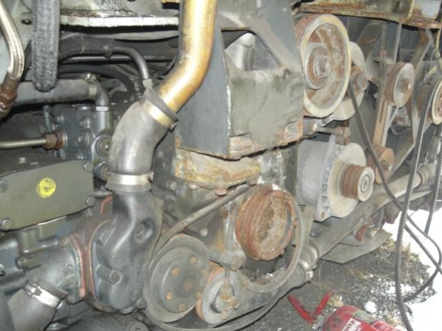 Двигатель MERCEDES OM 447 ; 6-CYLINDROW LEZACY SETRA