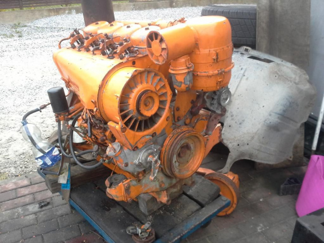 Двигатель DEUTZ F4L912 4-CYLINDROWY