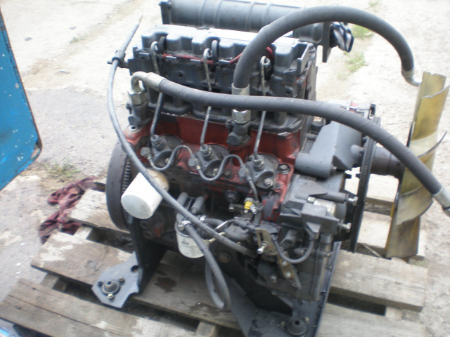 Двигатель DEUTZ 3 CYLINDROWY PALI NA DOTYK