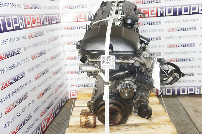 Двигатель вид с боку BMW M 54 B 30 (306S3)