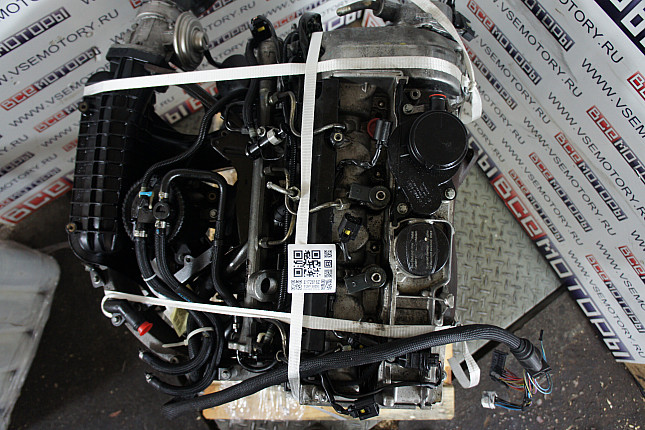 Фотография контрактного двигателя сверху MERCEDES-BENZ OM 611.961