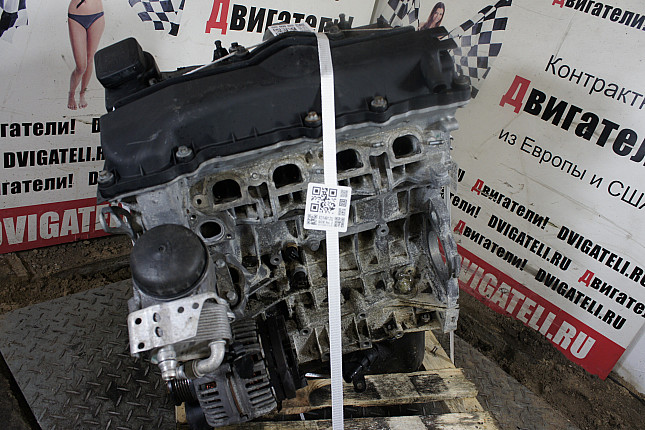 Двигатель вид с боку BMW N46 B20 B