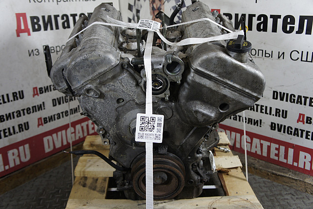 Двигатель вид с боку Suzuki H25A