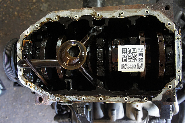Фотография блока двигателя без поддона (коленвала) VW AUS