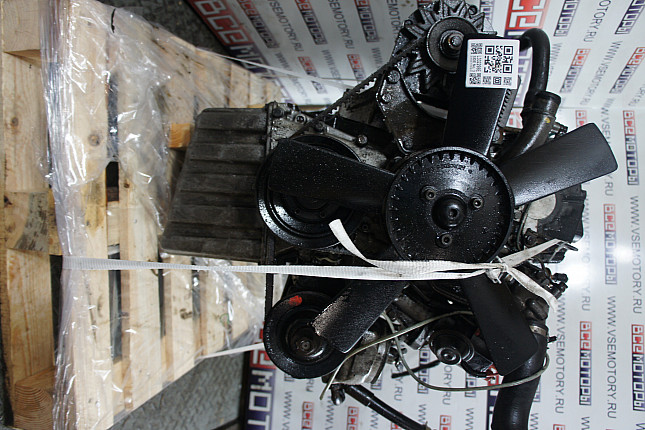 Фотография мотора MERCEDES-BENZ M 102.961