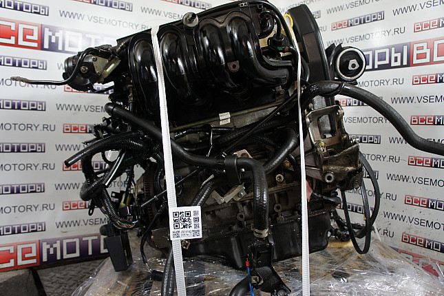 Двигатель вид с боку ROVER 16 K4F