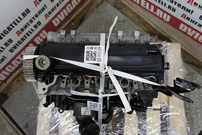 Фотография контрактного двигателя сверху Renault K9K 702