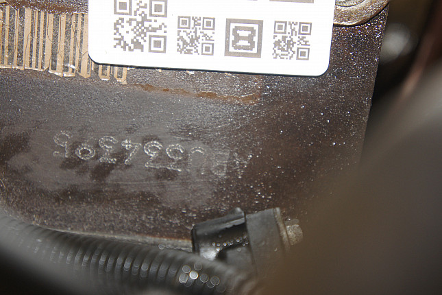 Номер двигателя и фотография площадки VW ABU