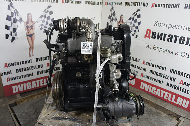 Двигатель вид с боку VW AHH