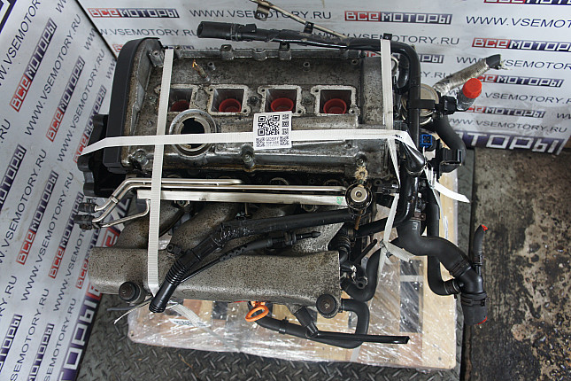 Фотография контрактного двигателя сверху VW AJH