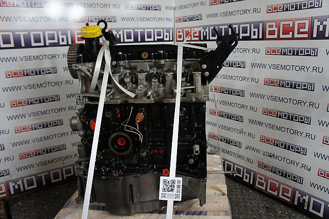 Двигатель вид с боку RENAULT K9K 702
