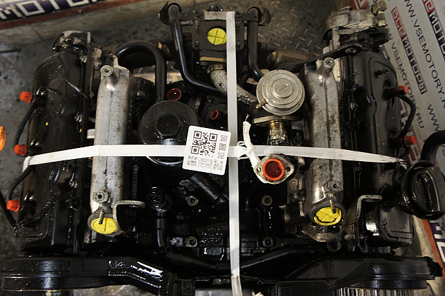 Фотография контрактного двигателя сверху AUDI AFB