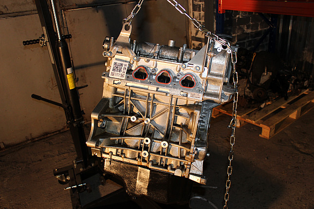 Контрактный двигатель VW CFNA