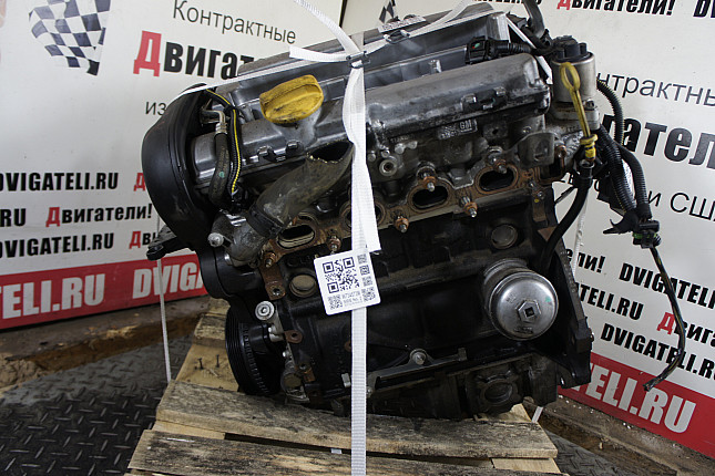 Двигатель вид с боку Opel X 18 XE1