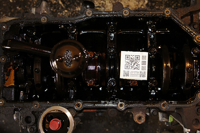 Фотография блока двигателя без поддона (коленвала) DODGE VIN 1B3ES46C4YD840958