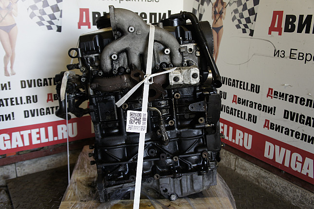Двигатель вид с боку VW AVF