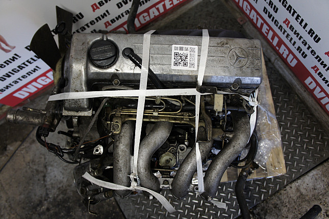 Фотография контрактного двигателя сверху Mercedes OM 601.912