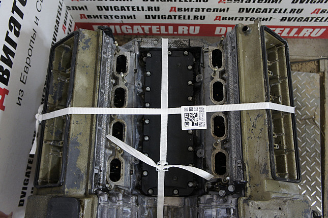Фотография контрактного двигателя сверху Land Rover 448s2