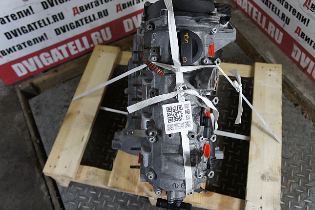 Фотография контрактного двигателя сверху VW CBZB