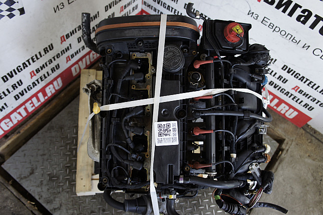 Фотография контрактного двигателя сверху Alfa Romeo AR 32301