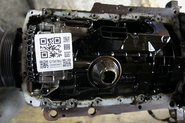Фотография блока двигателя без поддона (коленвала) VW AVF