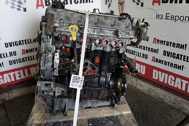 Двигатель вид с боку KIA D4FA