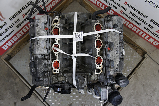 Фотография контрактного двигателя сверху Mercedes M 112.955