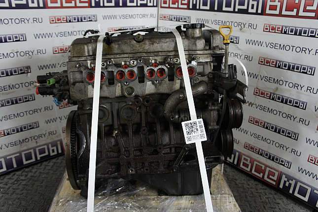 Двигатель вид с боку TOYOTA 4A-FE