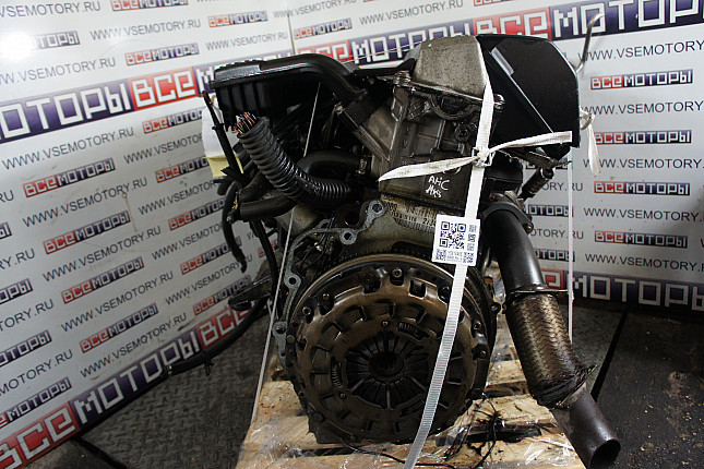 Двигатель вид с боку BMW M 51 D 25 (256T1)