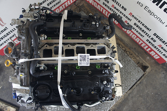 Фотография контрактного двигателя сверху Infiniti VQ35HR