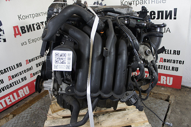 Двигатель вид с боку VW ARG