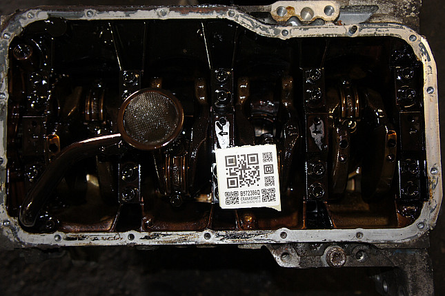 Фотография блока двигателя без поддона (коленвала) Suzuki M16A
