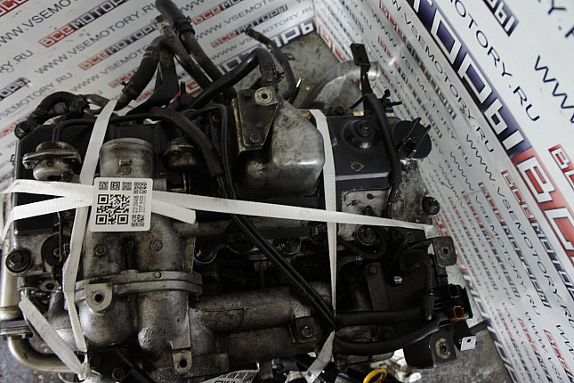 Фотография контрактного двигателя сверху NISSAN ZD30DDTi