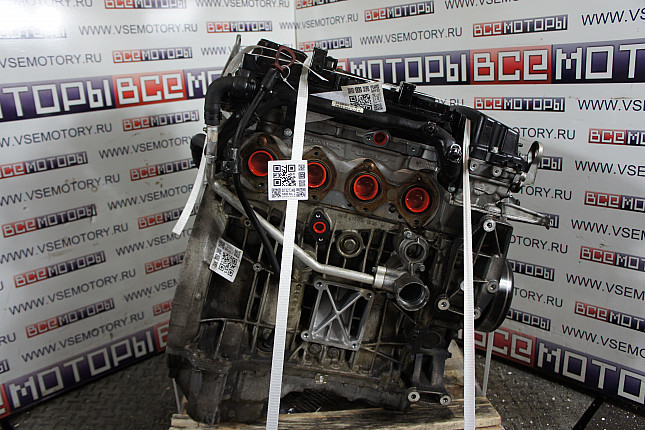 Двигатель вид с боку MERCEDES-BENZ M 271.950