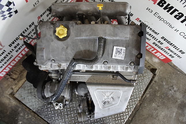 Фотография контрактного двигателя сверху Land Rover 15 P