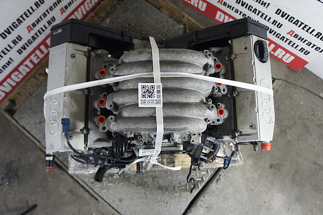 Фотография контрактного двигателя сверху Audi AAH