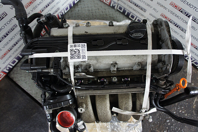 Фотография контрактного двигателя сверху VW AUS