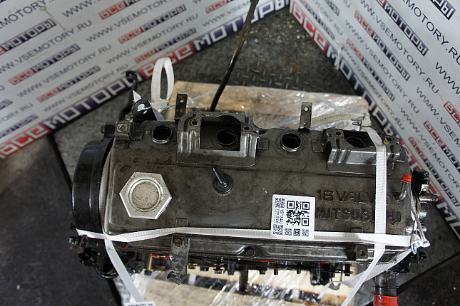 Фотография контрактного двигателя сверху MITSUBISHI 4g64
