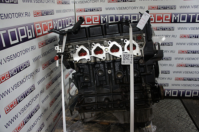 Двигатель вид с боку HYUNDAI G4GC