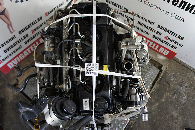 Фотография контрактного двигателя сверху Nissan ZD30DDTi